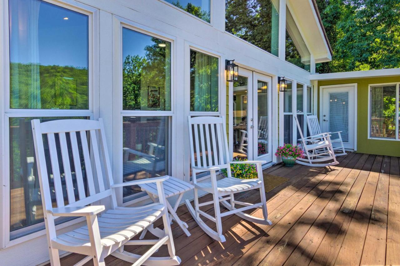 Unique Chimney Rock Cottage With Breathtaking Views レイク・ルーア エクステリア 写真